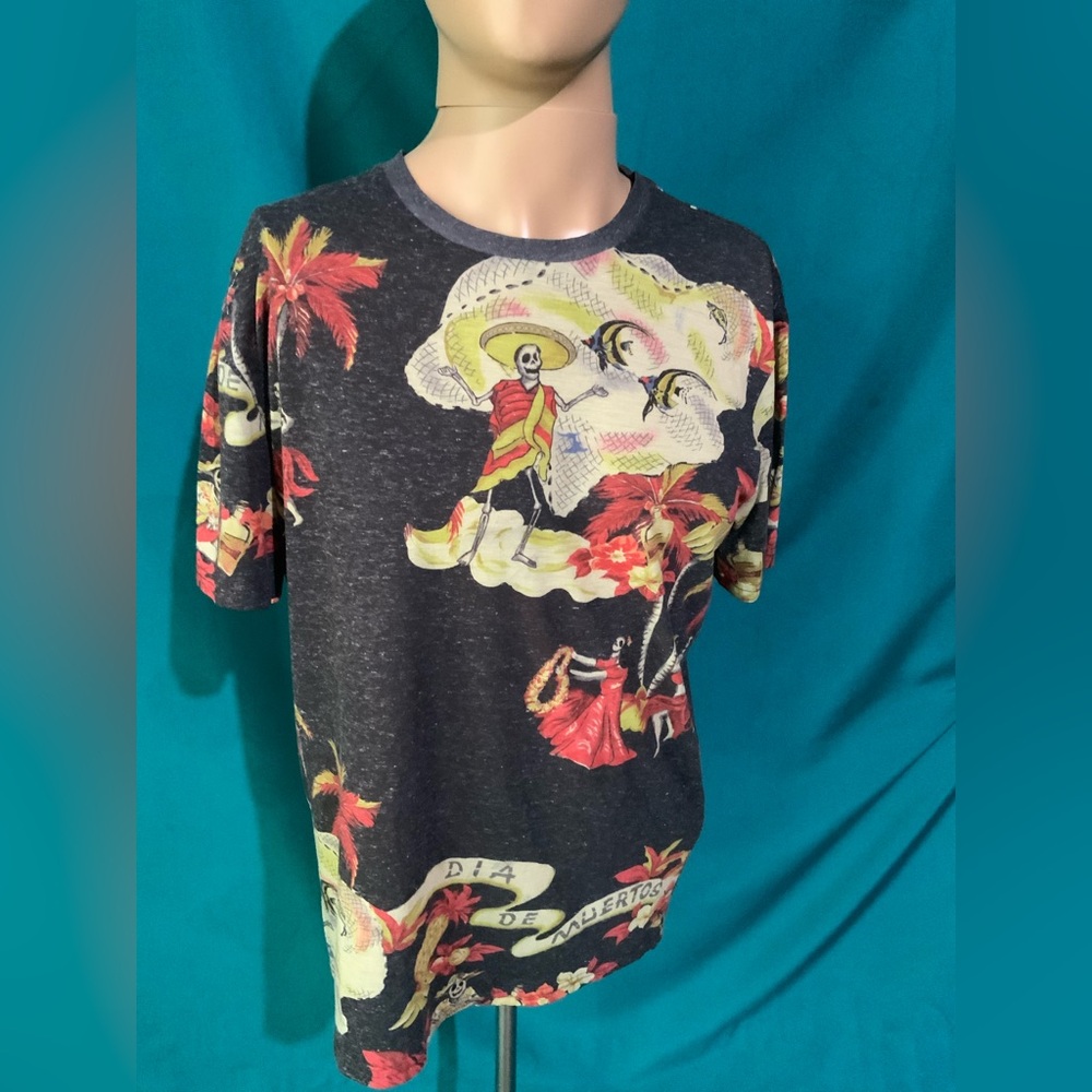 PacSun Men’s Black Tee with Tropical Dia de Muertos Graphic, Size Medium